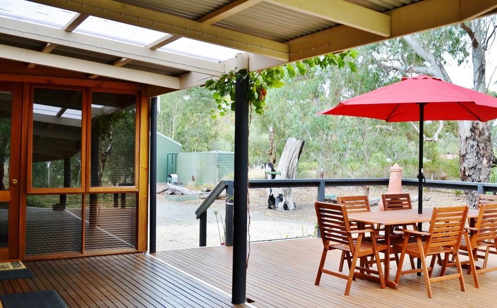 Friends At Mclaren Vale Bed & Breakfast Exterior photo