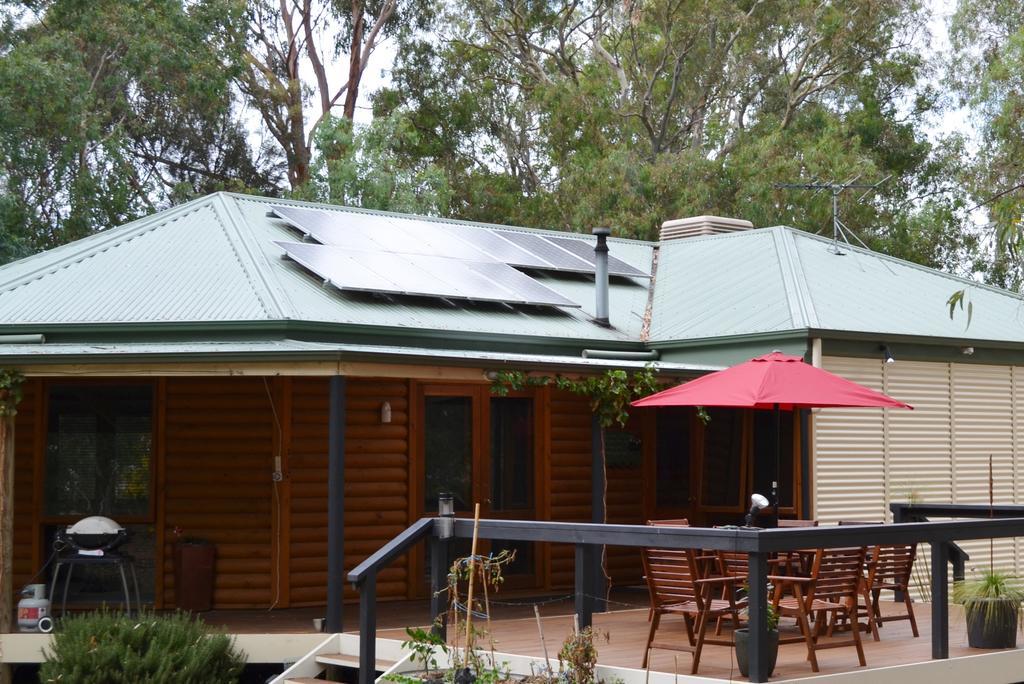 Friends At Mclaren Vale Bed & Breakfast Exterior photo